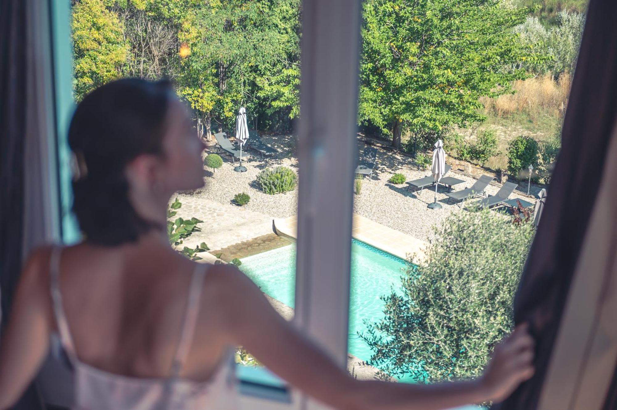 Logis Hotel Restaurant Le Plantevin Propiac Eksteriør bilde
