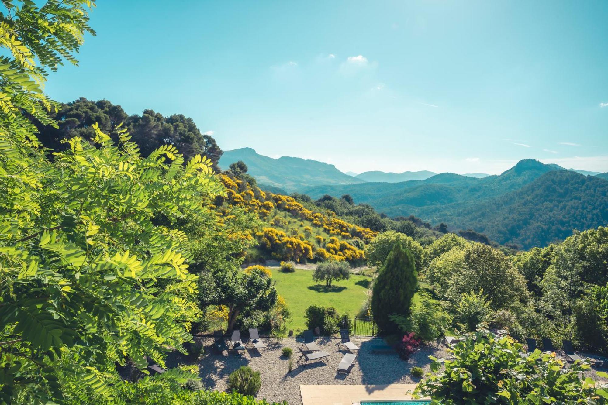 Logis Hotel Restaurant Le Plantevin Propiac Eksteriør bilde